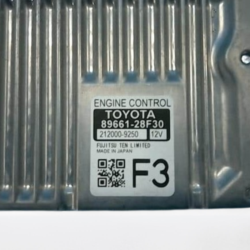 89661-28F30 Toyota Noah escoure DAA-ZWR80G Engine Control Unit / ECU F3 TOYOTA