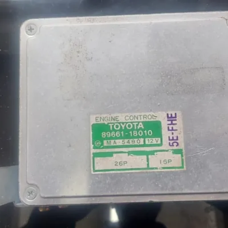 Toyota engine control unite 3 socket japan used/89661-18010